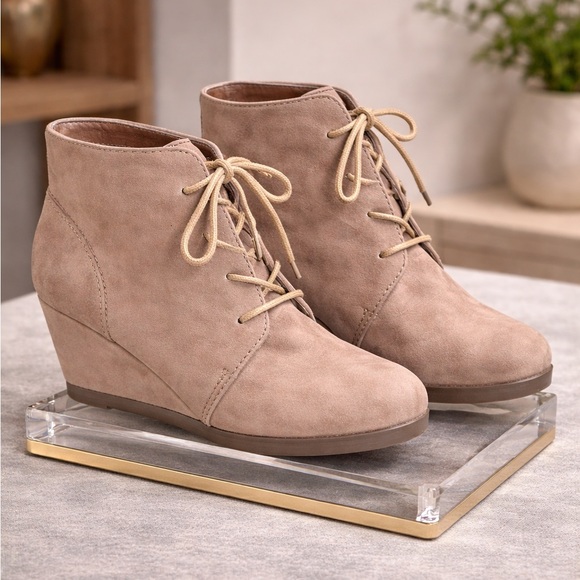 Madden Girl Shoes - Madden girl wedge boots size 7.5 NIB